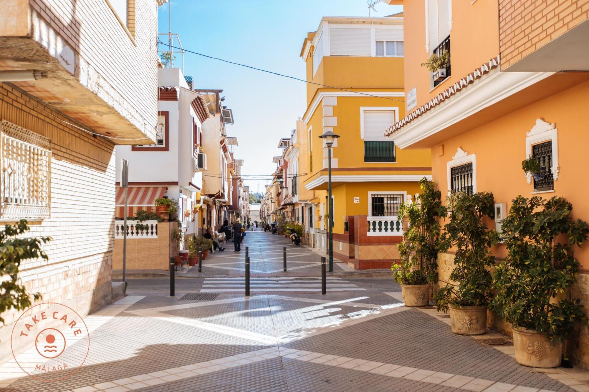 Colourful Fisher House Pulpito In El Palo! - Tcm Málaga Exterior foto